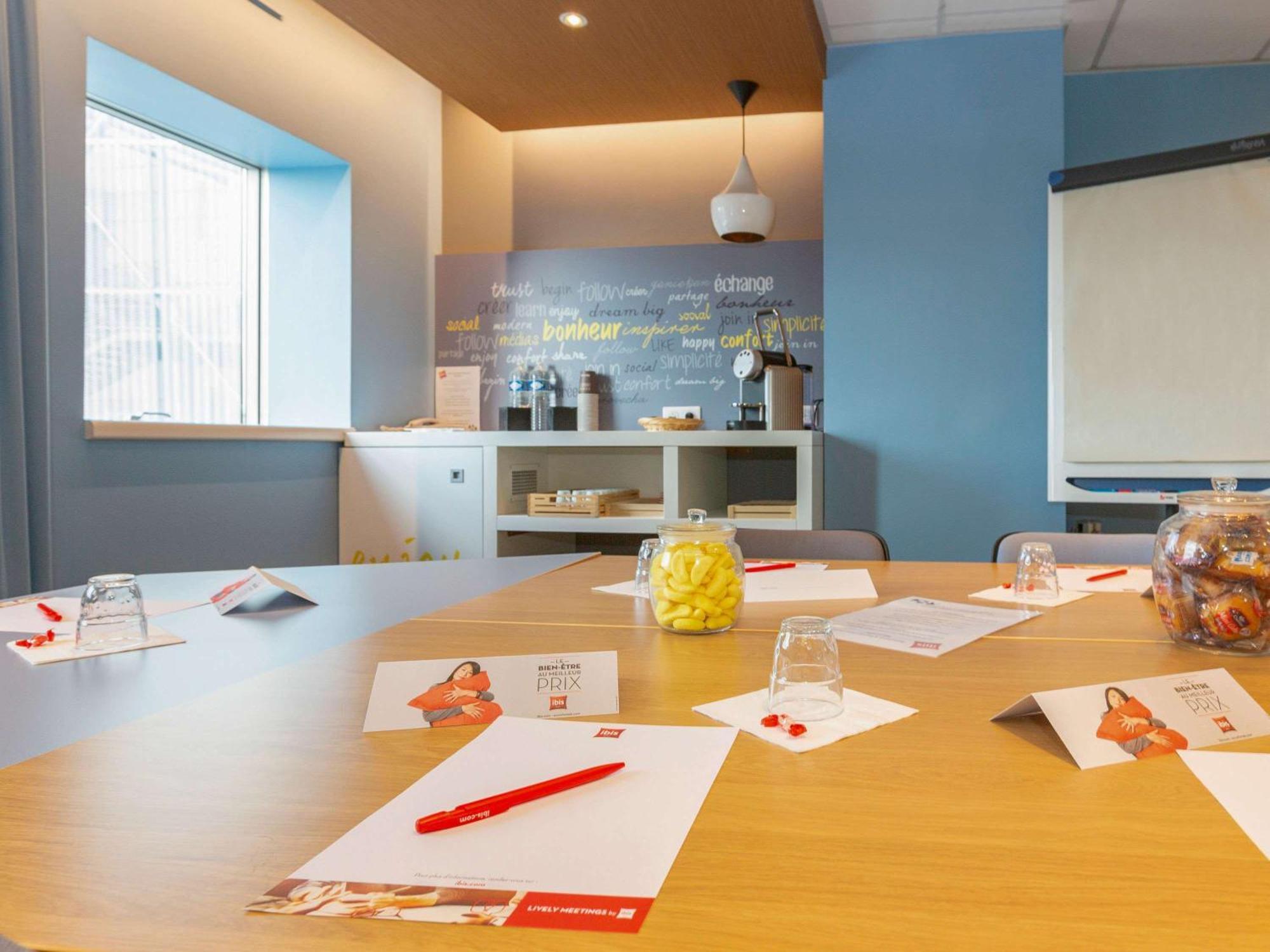 Hotel Ibis Rennes Centre Gare Sud Kültér fotó