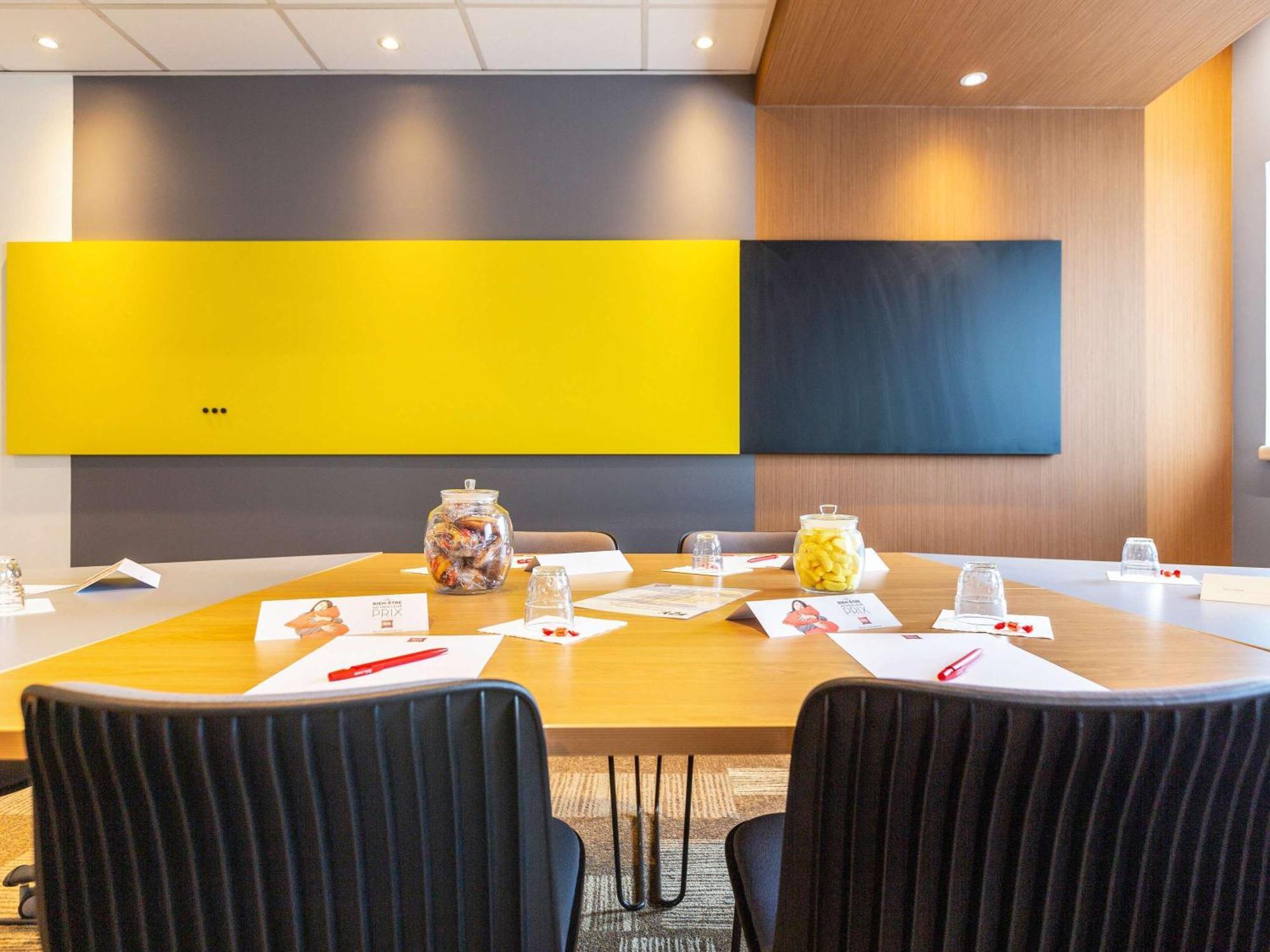 Hotel Ibis Rennes Centre Gare Sud Kültér fotó